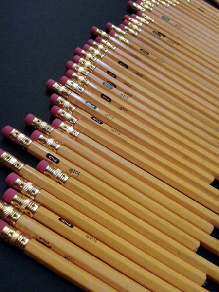 Clear_scraps_wreath_wendy_price1