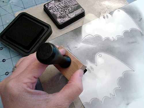 Clear_scraps_bats_LO1_wendyprice