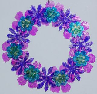 Full-wreath-bright-web