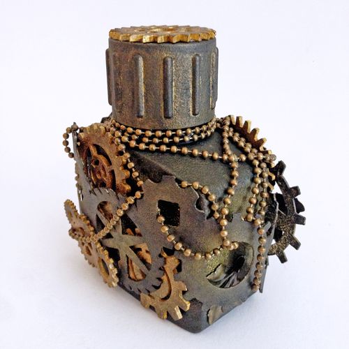 KatieZoeyHo_ClearScraps_AlteredPerfumeBottle_4