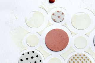 Clear_Scraps_Mirror_Frame_layout3