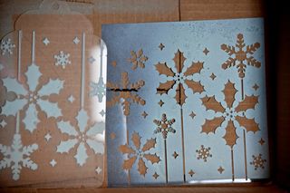 Clear Scraps January Monthy Tag by Pinky Hobbs Krylon Gliter1