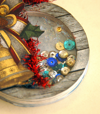 Snowman Shaker by Irene Tan 02