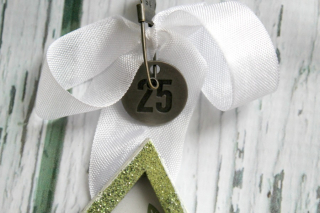 Clear_Scraps_Tree_Shaker4