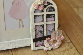 Window shaker_clear scraps_nancy keslin_prima_grunge