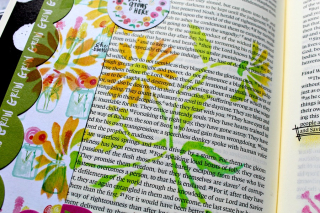 Clear_Scraps_Boquet_Daisies_Mascil2