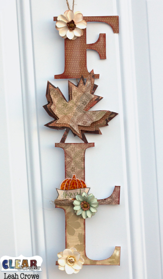 FallLgVertical_LeahCrowe FallLgVertical_LeahCrowe