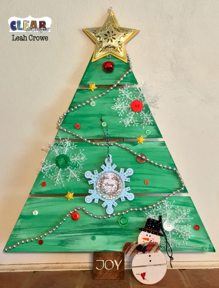 TreeSnowflakeSnowman_LeahCrowe