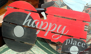 Tractor pallet3_clear scraps_c.mercer