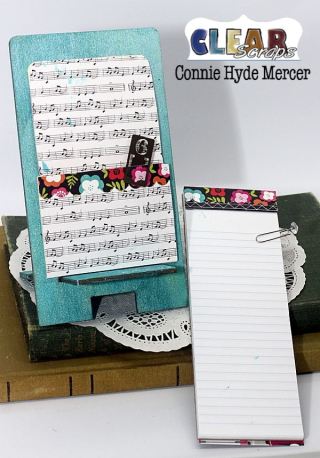 Hearts wood phone stand2_Clear Scraps-c.mercer