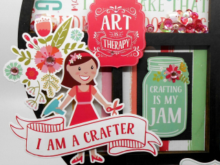 Clear_Scraps_Heart_Tray_Crafter