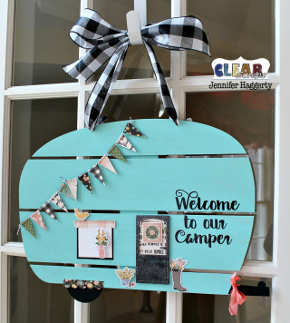 Clear_Scraps_Camper_DIY_Pallet_Shape
