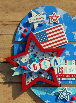 Clear_Scraps_DIY Pallet_Patriotic Heart close up 3