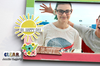 Clear_Scraps_Beach_XL_Frame6