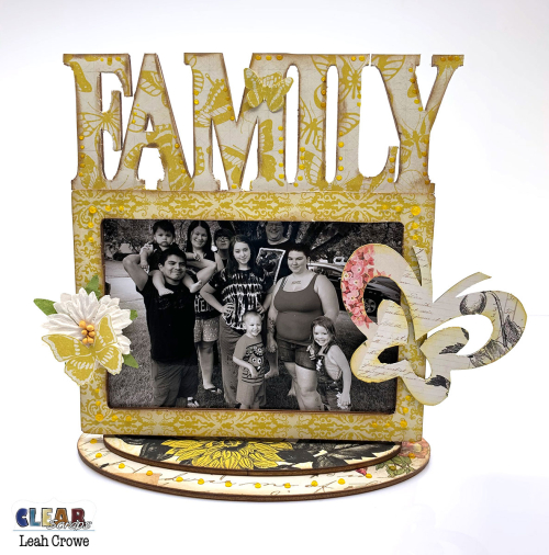 StandingFrame_small_Family_LeahCrowe