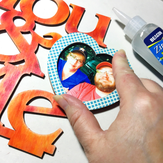 Clear_scraps_wood_word_frame_heart Clear_scraps_wood_word_frame_heart