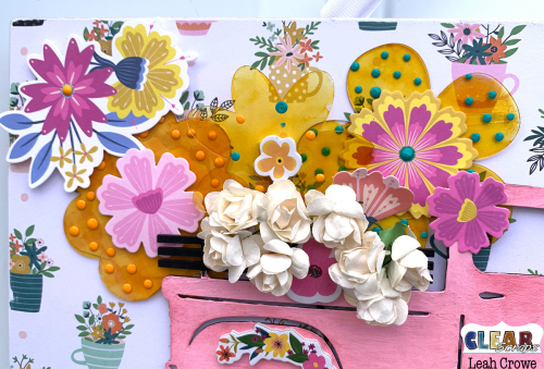 Truck_Wood_Pallet_LeahCrowe Truck_Wood_Pallet_LeahCrowe