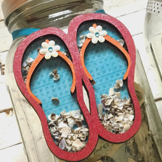 Clear_scraps_shaker_beach