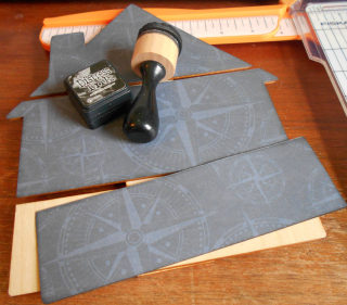 Clear_Scraps_DIY Wood Pallet Shape_Our Home_close up _2 Clear_Scraps_DIY Wood Pallet Shape_Our Home_close up _2