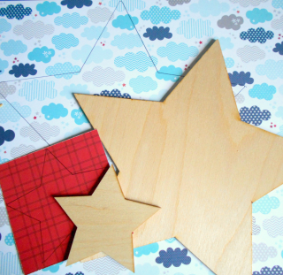 Clear_Scraps_Wooden Star_Patriotic Truck_close up 1