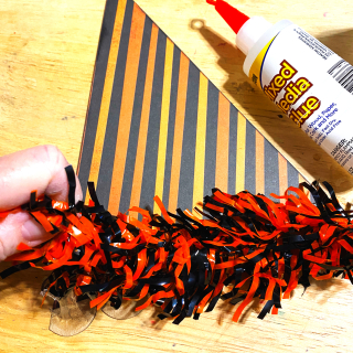 Clear_scraps_scalloped_chipboard_banner_halloween_vintage_decor_3