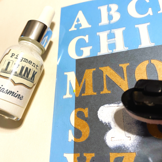 Clear_scraps_stencil_twigs_leaves_card_stenciled_fall_thanks_thank_you_autumn_thanksgiving_pigment_ink_izink_technique_tami_sanders_izink