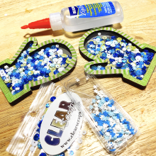 Clear_scraps_snowflake_acrylic_sheet_mitten_shaker_box_fill