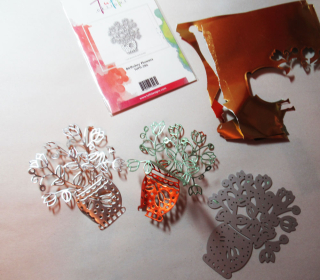 Acrylic-phonestand-clearscraps-rinea-2-steph-ackerman