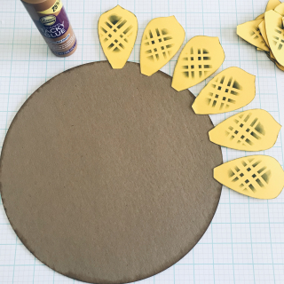 Clear_Scraps_Sunflower_Circle_Tray_Demo3
