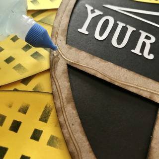 Clear_Scraps_Sunflower_Circle_Tray_Demo6