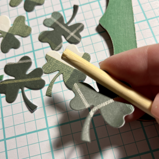 Clear_Scraps_Shamrock_Deco_Frame5