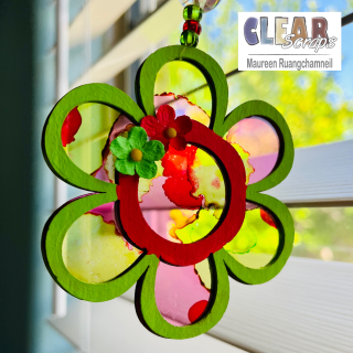 Clear_Scraps_Mini_Shaker_Suncatcher9