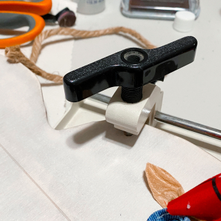 Clear_scraps_shiplap_wood_cow_head_stencil_texas_home_decor_welcome_sign_wreath_tami_sanders_holes