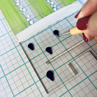 Clear_Scraps_Watermelon_Phone_Stand3