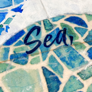 Clear_scraps_shiplap_wood_circle_beach_summer_sand_water_napkin_art_tami_sanders_collage Clear_scraps_shiplap_wood_circle_beach_summer_sand_water_napkin_art_tami_sanders_collage