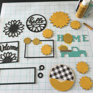 Clear_Scraps_Fall_Truck_Tiered_Tray1