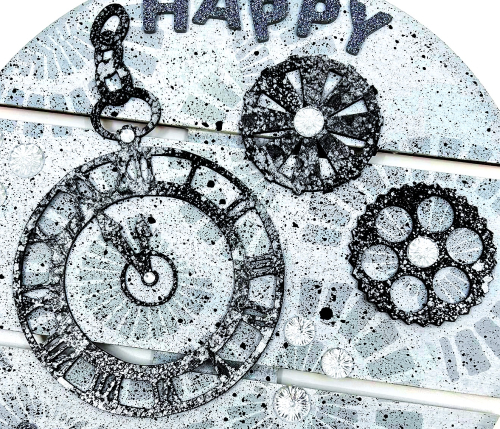 Clear_Scraps_DIY Medium Pallet_New Year in Gear_close up 1(1)