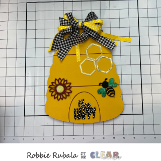 Shiplap Bee Hive home decor idea 15 Shiplap Bee Hive home decor idea 15