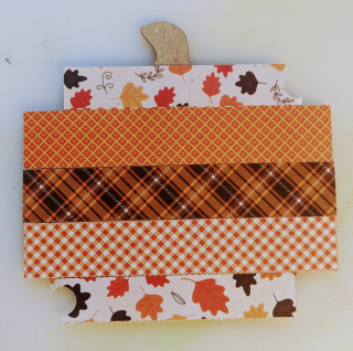 Pumpkin shaker paper