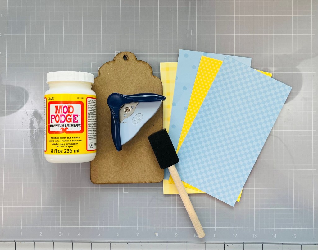 Scallop Easter tags from Clear Scraps